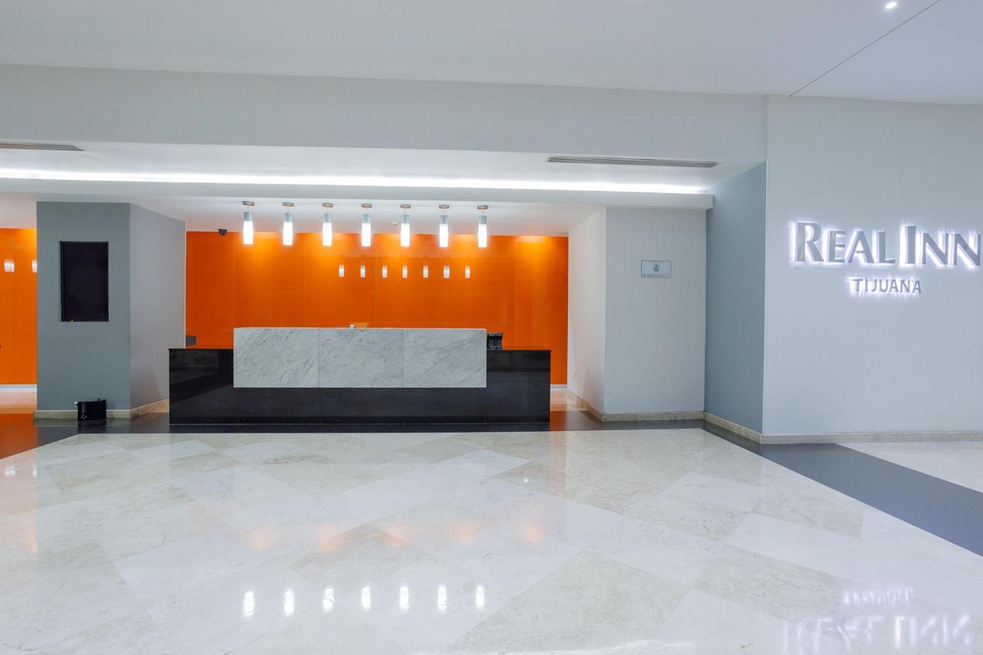 Real Inn Tijuana By Camino Real Hoteles Buitenkant foto Realty+